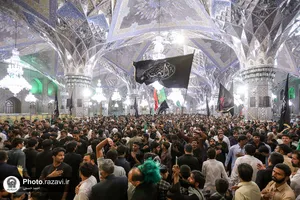 اجتماع بزرگ زائران اردوزبان در حرم مطهر رضوی