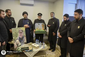 دیدار خدام حرم مطهر رضوی با خانواده شهدای لبنان