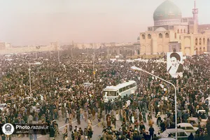 حرم مطهر رضوی؛ کانون انقلاب در مشهد-2