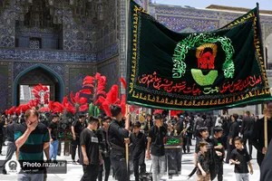 عزاداری عاشورای حسینی در حرم مطهر رضوی