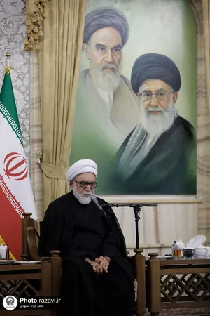 دیدار رئیس جمهور و جمعی از مسئولان کشوری و استانی با تولیت آستان قدس رضوی