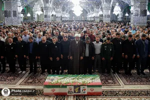 وداع با پیکر فرمانده قرارگاه عملیاتی سجاد سراوان در حرم مطهر رضوی