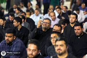 محفل عزاداری اهالی رسانه و فعالان فضای مجازی در حرم مطهر رضوی