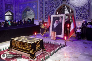 تشرف آیت&zwnj;الله جعفر سبحانی به حرم مطهر رضوی
