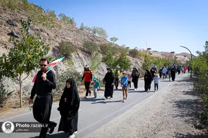 پیاده روی خانوادگی کارکنان آستان قدس رضوی