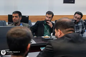 نشست تخصصی ادعیه&zwnj;خوانان و مداحان حرم مطهر رضوی