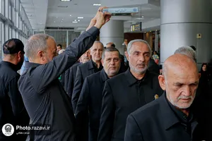بدرقه کاروان خدام حرم مطهر رضوی در ایستگاه راه آهن شهید رئیسی مشهد
