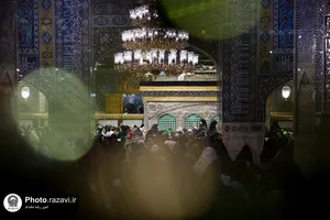 حال و هوای حرم مطهر رضوی در شب شهادت موسی بن جعفر علیه السلام