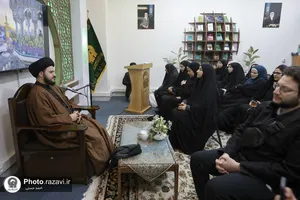 مراسم سال نو میلادی شیعیان خارجی در حرم مطهر رضوی