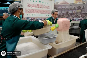 حضور خادمیاران کرمانی در چایخانه حضرت