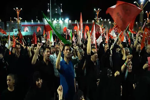 دومین شب بزرگداشت رهبر شهید انقلاب در حرم رضوی