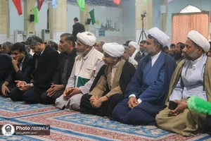 اهدای فرش&zwnj;های آستان قدس رضوی به مصلی المهدی زابل