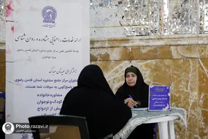 بازدید مدیر مرکز جامع مشاوره از میزهای خدمت نوروزی