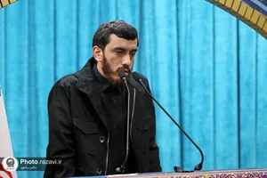 اقامه نماز رهبر انقلاب بر پیکر رئیس&zwnj;جمهور شهید و همراهان گرامی ایشان