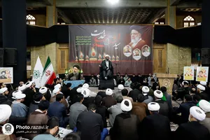 مراسم بزرگداشت شهدای سانحه هوایی رئیس جمهور و هیئت همراه در مشهد