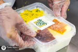 توزیع روزانه 2 هزار پرس افطاری متبرک در سطح شهر مشهد
