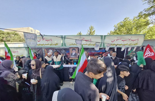 خدمت‌رسانی خادم‌یاران اهر به ۱۰ هزار عزادار آیین جاماندگان اربعین