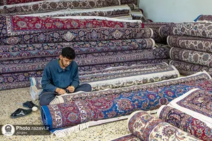 دستبافته&zwnj;های نفیس شرکت فرش آستان قدس رضوی