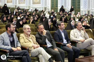 نکوداشت بانوی رنگ و قصه
