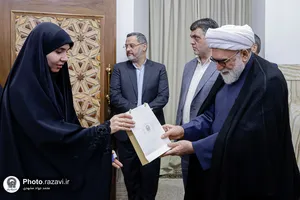 دیدار کارکنان نمونه با تولیت آستان قدس رضوی