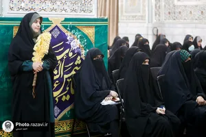 گردهمایی &laquo;سفیر نور&raquo; در حرم مطهر رضوی