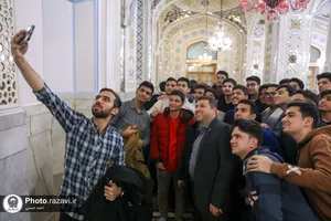 تشرف مدال&zwnj;آوران المپیاد دانش&zwnj;آموزی کشوری به حرم مطهر رضوی