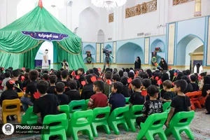 عزاداری کودکان در هیئت کبوترانه حرم مطهر رضوی