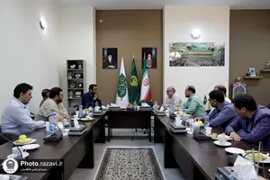 بازدید معاون صدای سازمان صدا و سیما از نمایشگاه رواق خدمت