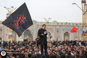 آیین چهارپایه خوانی در سالروز شهادت امیرالمومنین علیه السلام در حرم مطهر رضوی - 1
