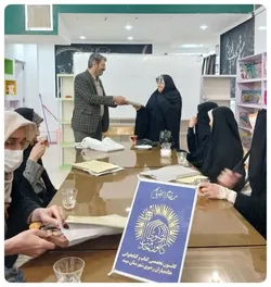 تجلیل از خادم‌یاران فعال عرصه کتاب و کتاب‌خوانی میبد