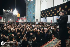 بزرگداشت رهبر شهید انقلاب در حرم مطهر رضوی