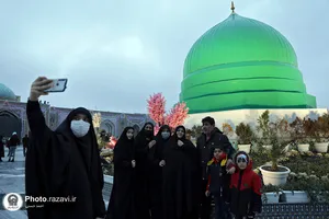 حال و هوای حرم مطهر رضوی در شب مبعث