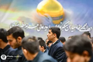 دیدار صمیمی خادمیاران مکبر نوجوان با مدیر عالی حرم مطهر رضوی