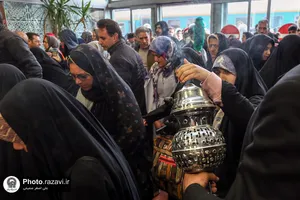 استقبال از زائرین بارگاه منور رضوی در راه&zwnj;آهن مشهد