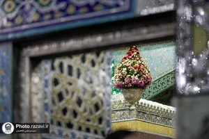 آیین تعویض پرچم حرم امام رضا علیه&zwnj;السلام در آستانه ماه ربیع الاول