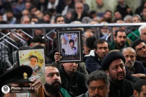 وداع زائران حرم رضوی با 5 شهید مدافع حرم در شام شهادت حضرت موسی بن جعفر علیه السلام