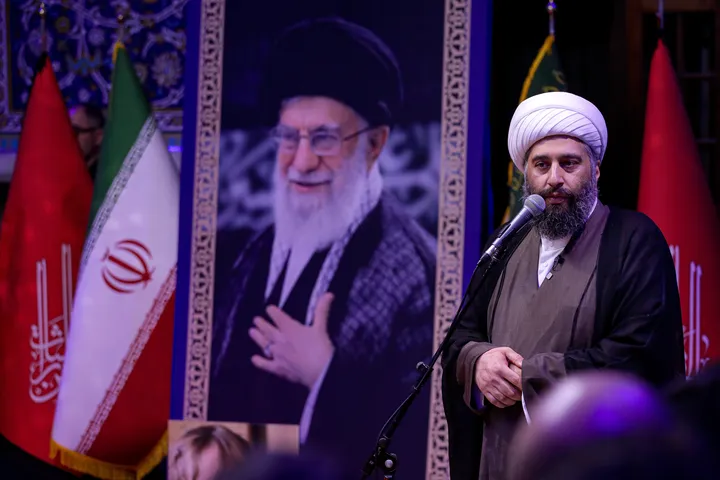 سخنرانی حجت الاسلام کاشانی در رواق دارالذکر