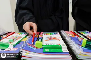 اهدای لوازم&zwnj;التحریر توسط باشگاه دختیژن