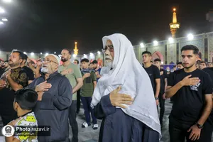 مراسم چهارپایه&zwnj;خوانی کشورهای جهان اسلام در حرم مطهر رضوی