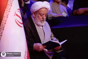 تشرف حجت&zwnj;الاسلام حسین انصاريان به حرم مطهر رضوی