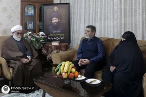 دیدار تولیت آستان قدس رضوی با خانواده&zwnj;ی شهدا
