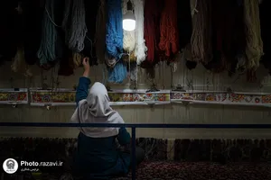 بازدید خادمیاران رسانه&zwnj;ای رضوی از شرکت فرش آستان قدس رضوی