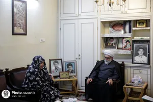 دیدار تولیت آستان قدس رضوی با خانواده شهدا
