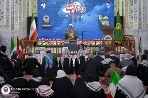تشرف خانواده شهدای جنگ رمضان استان خوزستان به حرم امام رضا علیه&zwnj;السلام
