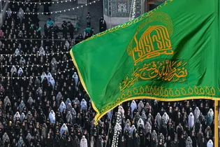 اقامه نماز عید قربان در حرم مطهر رضوی