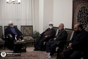 دیدار تولیت آستان قدس رضوی با خانواده شهدا در کرمان