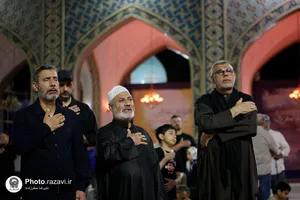 مراسم عزاداری زائران عرب زبان در حرم مطهر رضوی
