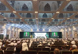 اختتامیه چهلمین کنفرانس وحدت اسلامی در حرم مطهر رضوی
