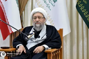 نشست صمیمی آیت الله آملی لاریجانی با طلاب مدرسه عالی فقاهت