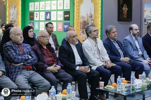 اهدای مدال&zwnj; طلای مهدی زابل عباسی به موزه آستان قدس رضوی